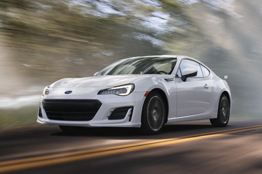 Купе Subaru BRZ стало мощнее