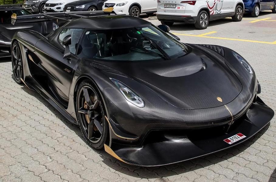 Koenigsegg запретила ездить на Jesko после пожара в Греции