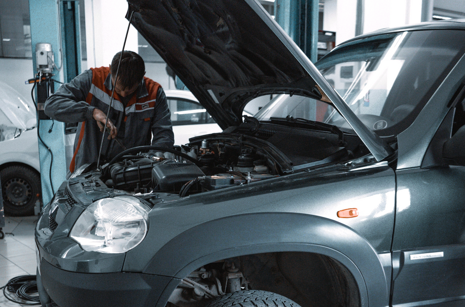 Услуги автосервисов подорожают из-за острой нехватки механиков