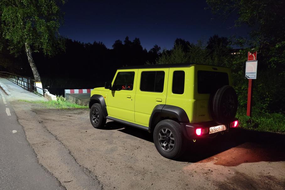 Почему пять дверей уже не помогут Suzuki Jimny