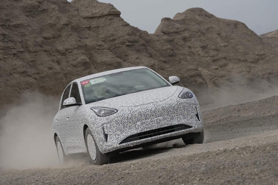 Geely готовит бюджетный хэтчбек: новые фотографии