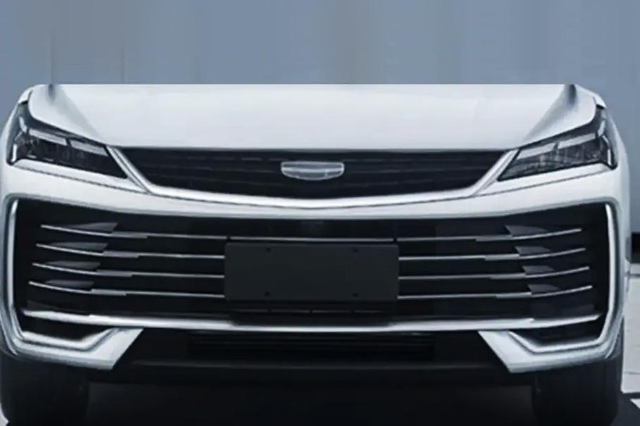 Geely Coolray готовится к очередному обновлению в Китае