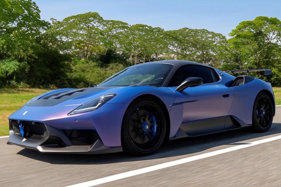 У суперкара Maserati MC20 появилась хардкорная трековая версия