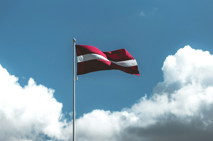 Латвия запрещает машины с белорусскими номерами. Их будут конфисковывать