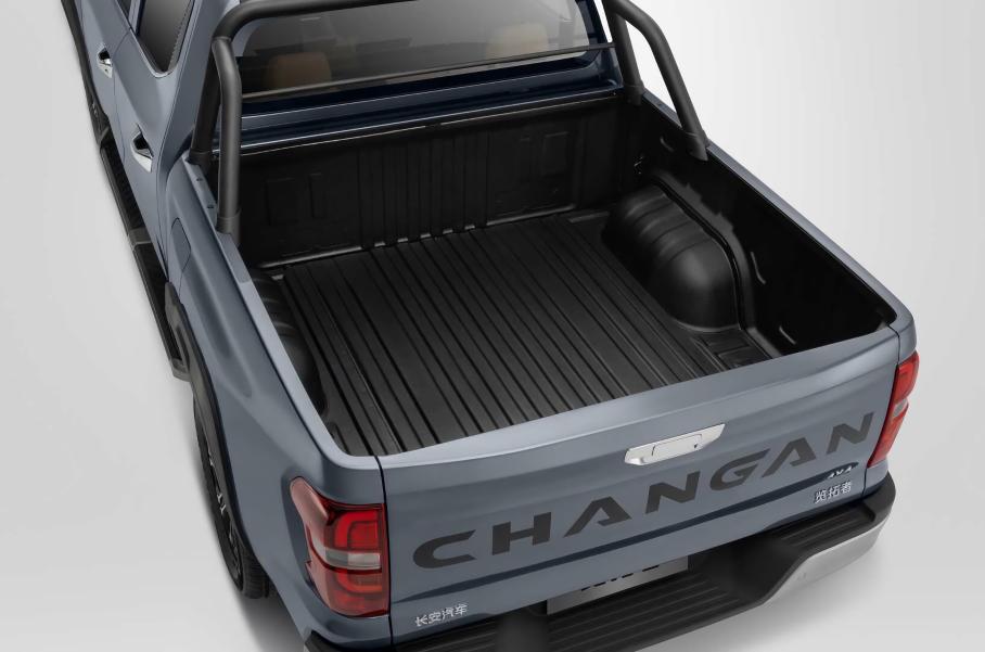 Пикап Changan Hunter Plus подешевел в России