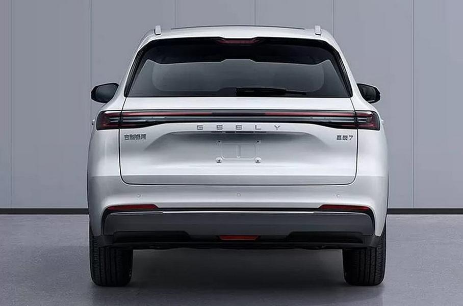 Новый кроссовер Geely Galaxy: фото без маскировки и параметры
