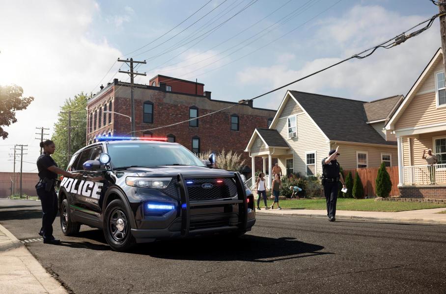 Представлен полицейский Ford Explorer нового поколения