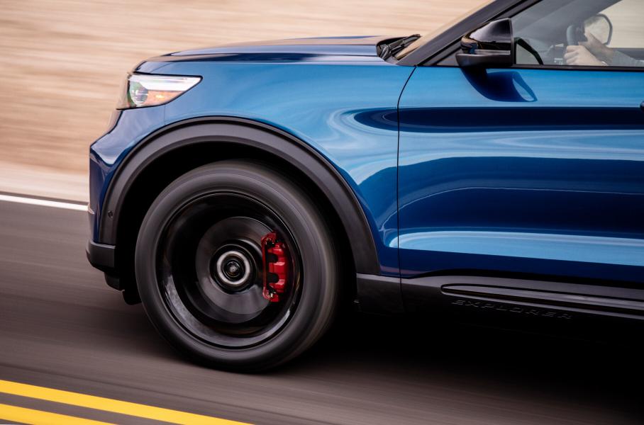 Новому Ford Explorer добавили 406-сильную «заряженную» версию