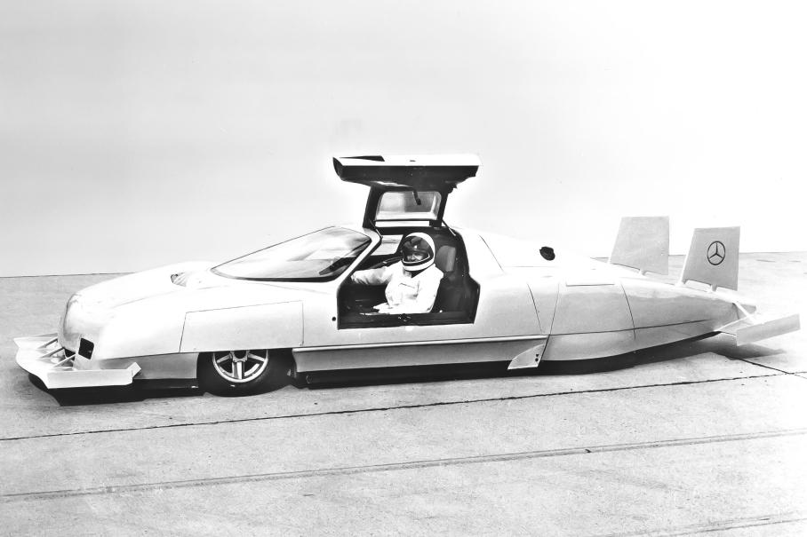 Mercedes-Benz C111-IV перед очередным рекордным заездом, 1979 год