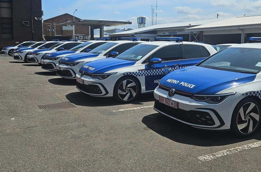 Африканская полиция получила большую партию Volkswagen Golf GTI