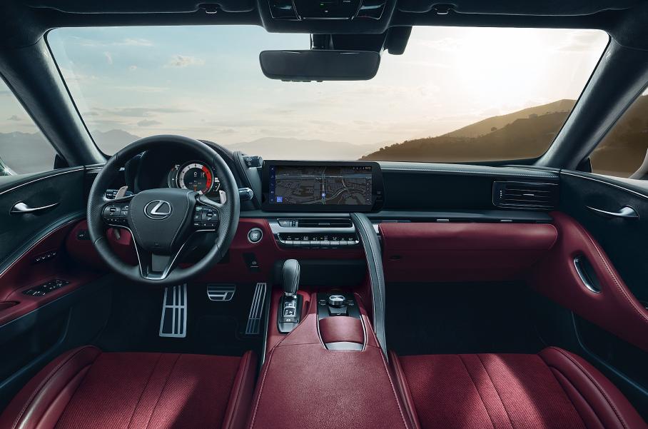 Lexus LC обновился для США