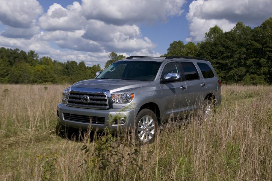 Эксперт назвал самые надежные внедорожники на российском рынке