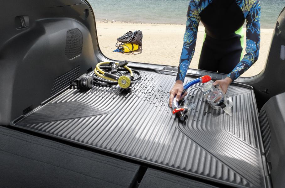 В фирменном каталоге Kia впервые появился аксессуар из океанского пластика