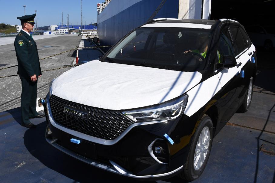 Россиянам начали аннулировать электронные ПТС из-за нового вида мошенничества на таможне