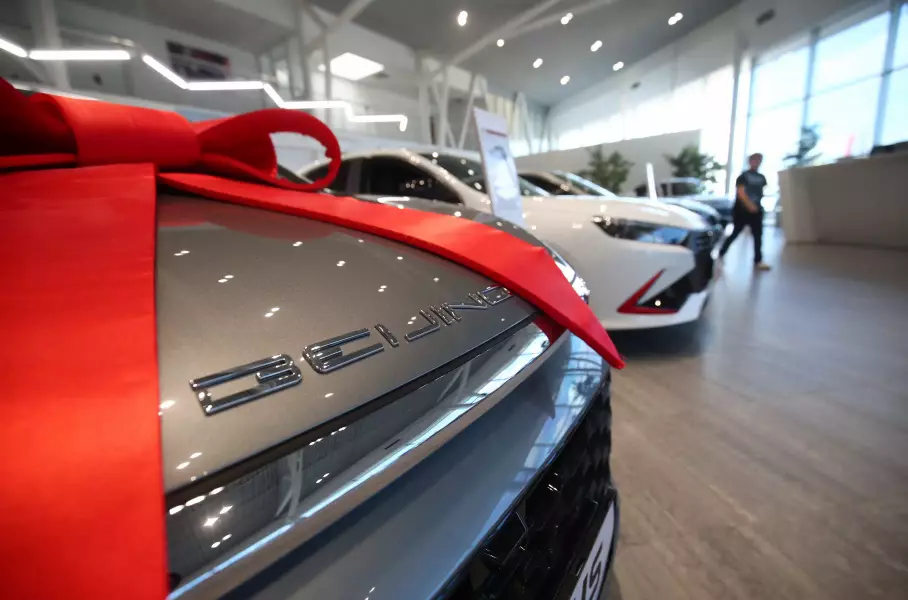 Идут на рекорд: в России могут продать больше миллиона китайских машин за год