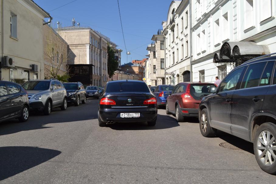 С Нового года в Москве подорожает эвакуация автомобилей
