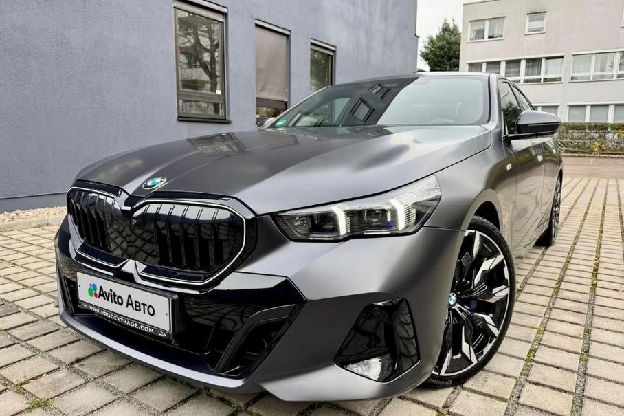 В Евросоюзе смирились с поставками роскошных автомобилей в Россию