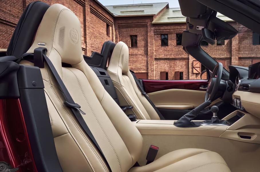 Mazda MX-5 Miata получила юбилейную версию