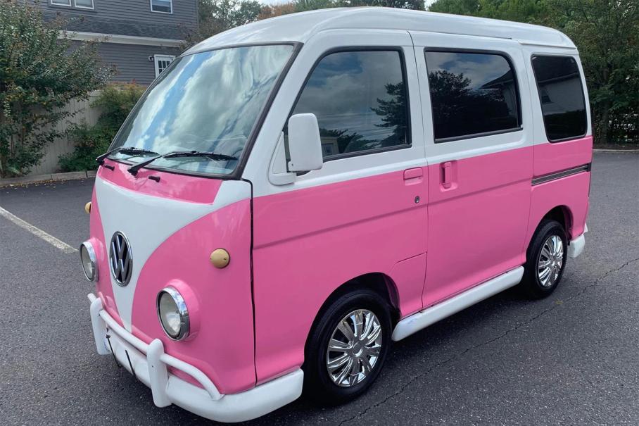 Volkswagen запретил аукцион по старому японскому кей-кару