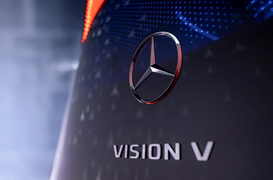 Mercedes-Benz анонсировал роскошный электрический минивэн с запасом хода более 500 километров