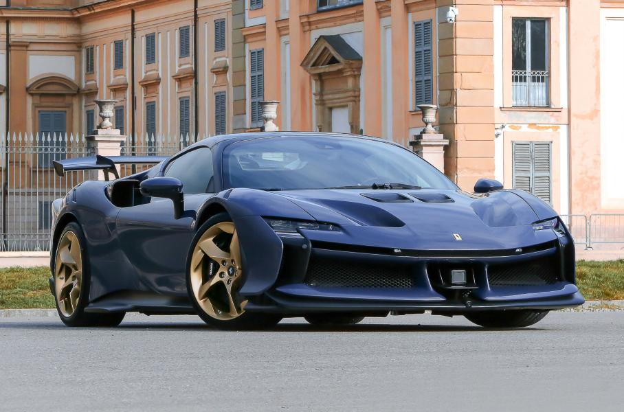 Супергибрид Ferrari SF90 XX Spider впервые продадут на открытых торгах