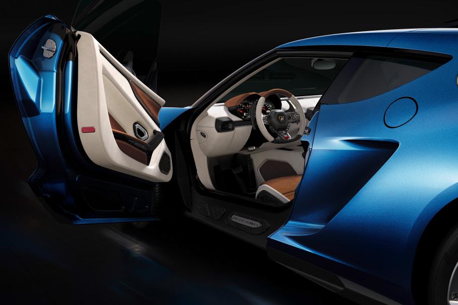 В Париже дебютировал первый гибридный суперкар Lamborghini