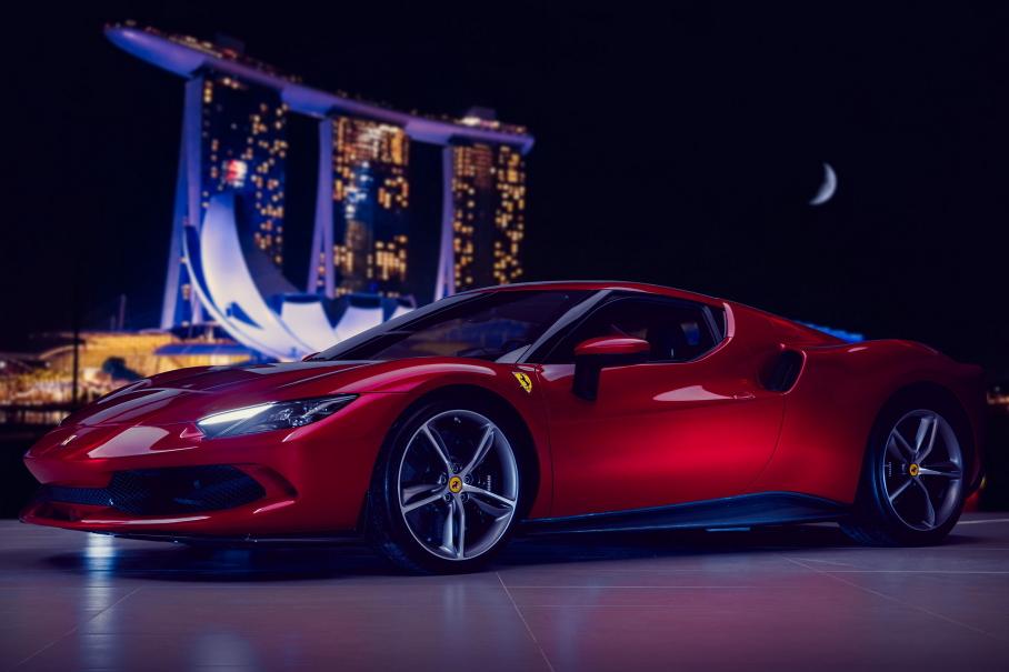 Выяснилась дата премьеры трекового гибрида Ferrari 296 VS