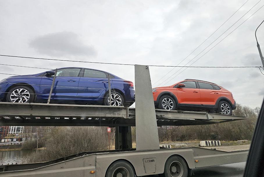 АвтоВАЗ отправил первые Lada Iskra в дилерские центры