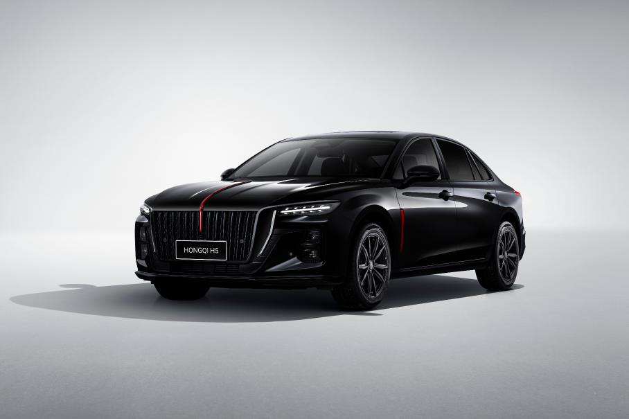У Hongqi H5 в России появилась очень черная спецверсия: сколько она стоит