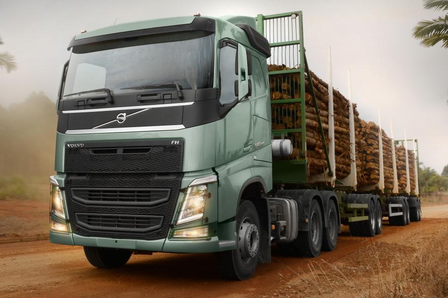 Удар по МАЗу: президент Беларуси отменил утильсбор на новые грузовики