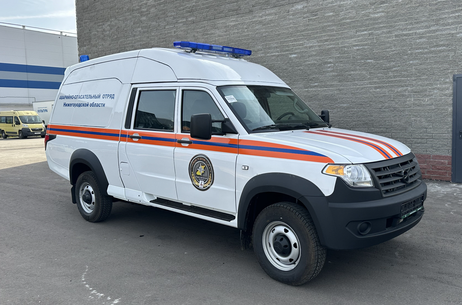 УАЗ «Профи» превратили в пикап с жестким верхом