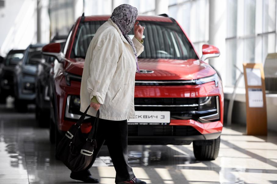 Как менялись объемы продаж новых автомобилей в России в течение 13 лет