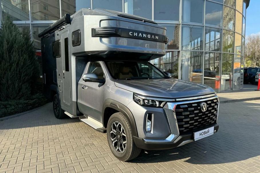 В России продают автодом, построенный на базе пикапа Changan