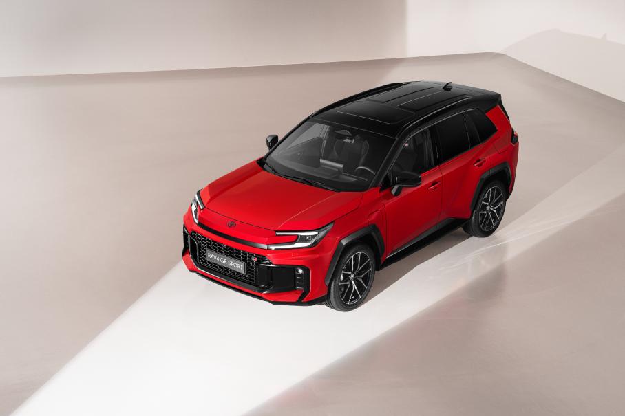 Представлен Toyota RAV4 нового поколения