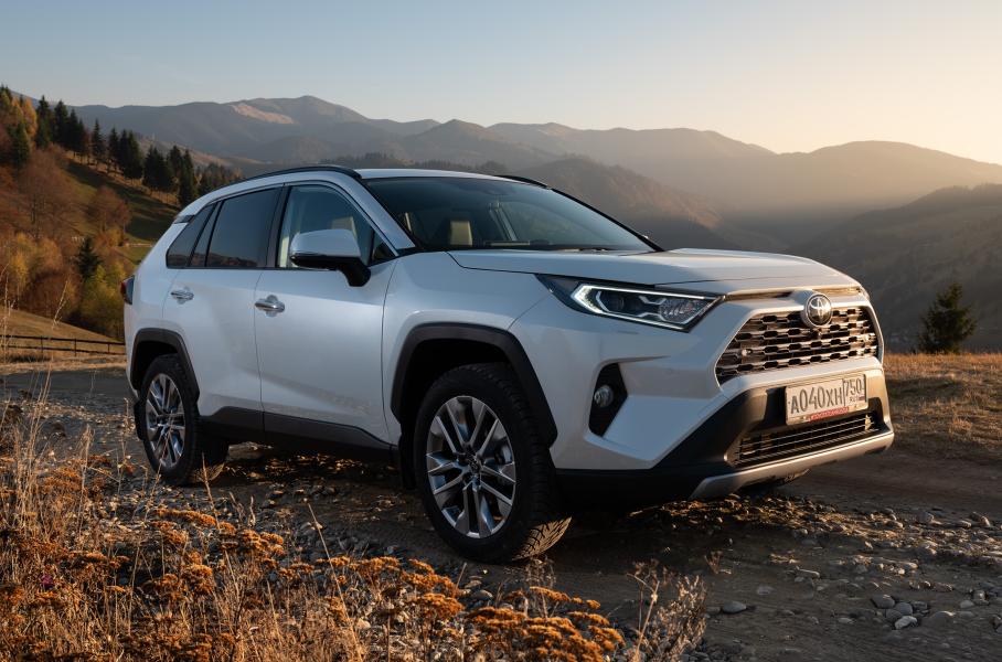 В России с начала года подешевели популярные подержанные кроссоверы