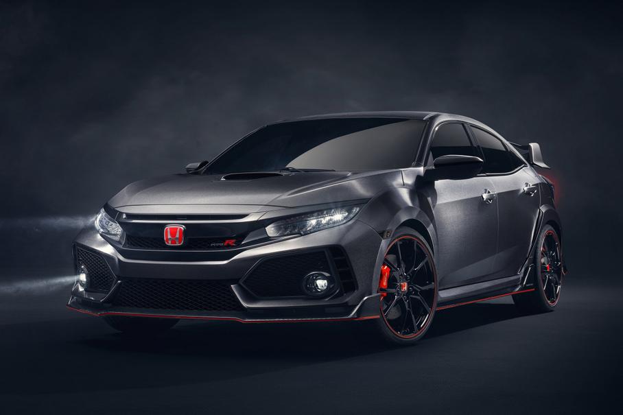 Honda привезла в Париж предсерийный Civic Type R