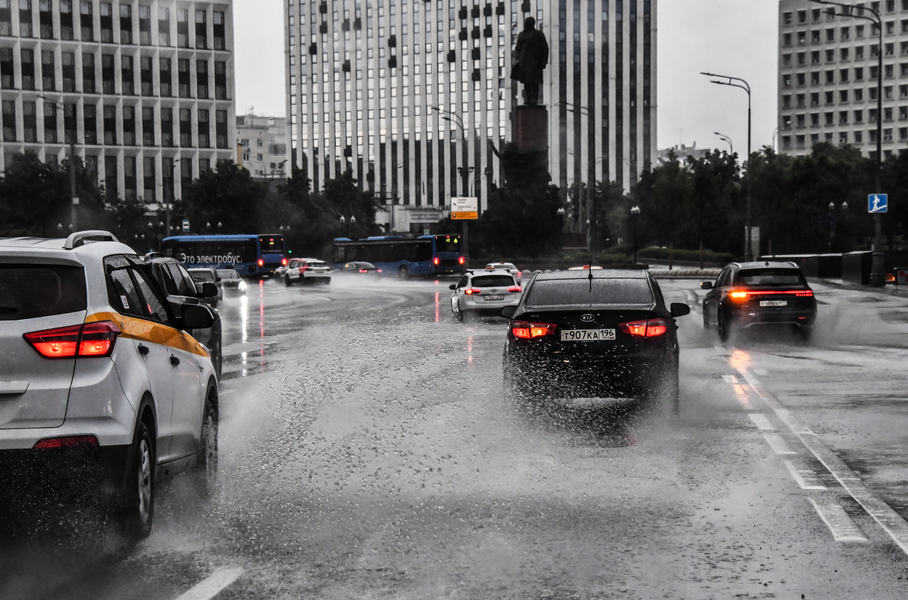 В России могут увеличить утильсбор для физлиц на машины мощнее 160 сил