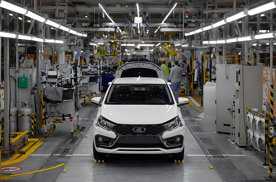 Первые Lada Iskra петербургской сборки отправились к дилерам