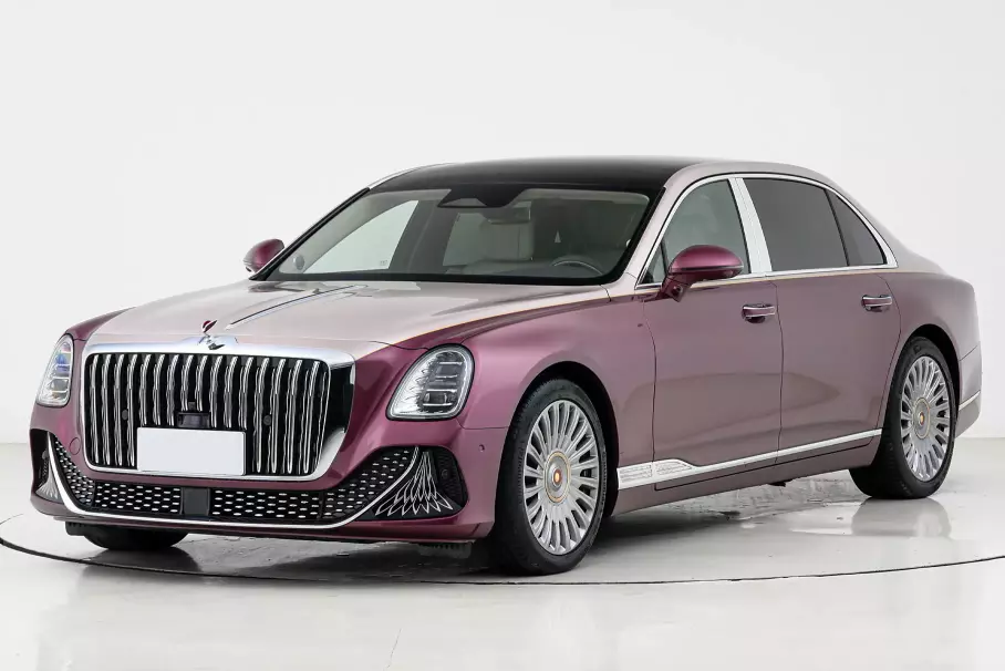 Российским фанатам S-класса предложат китайский Hongqi L1