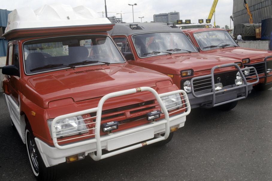 В России сфотографировали редкий кабриолет Lada Niva Rodeo