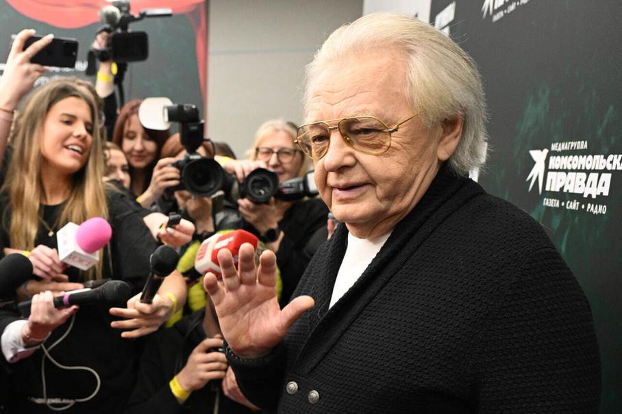 Юрий Антонов