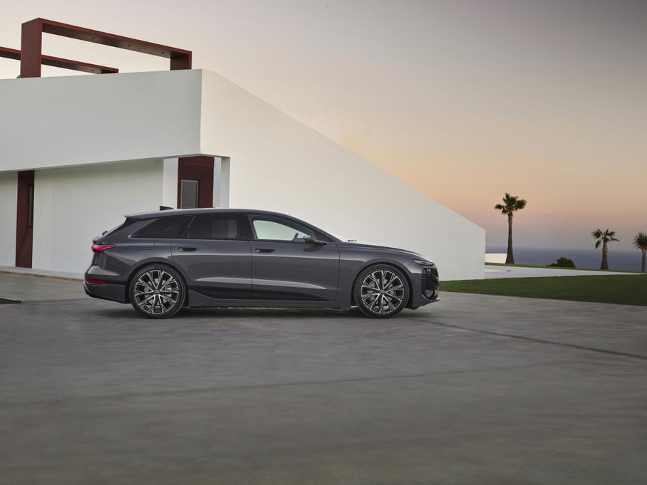 Не прошли стресс-тест: названы электрокары, которые быстро разряжаются зимой