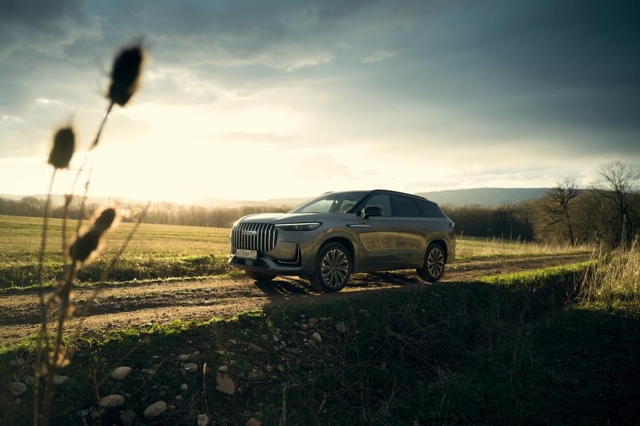 Бывший завод General Motors в Санкт-Петербурге возобновил работу