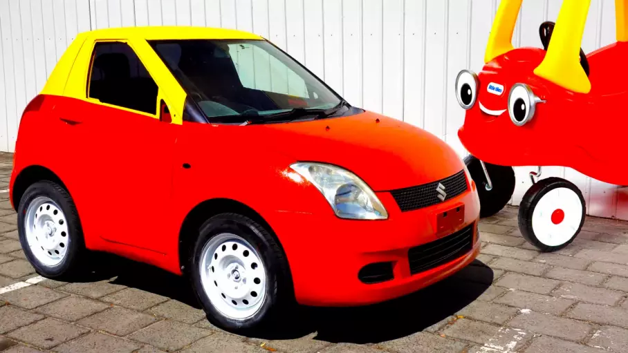 Житель Австралии сделал из старого Suzuki Swift двухместное купе с огнеметом