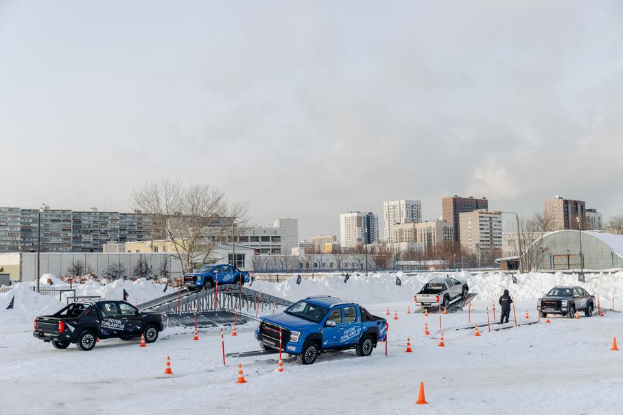 Foton Tunland G9, преодоление искусственных барьеров