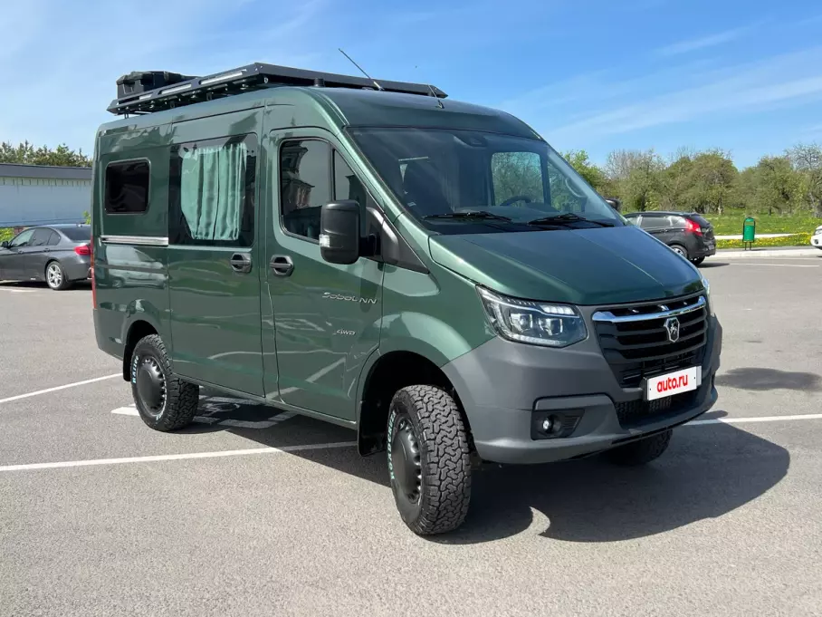 На продажу выставлен автодом «Командор» на базе «Соболя»