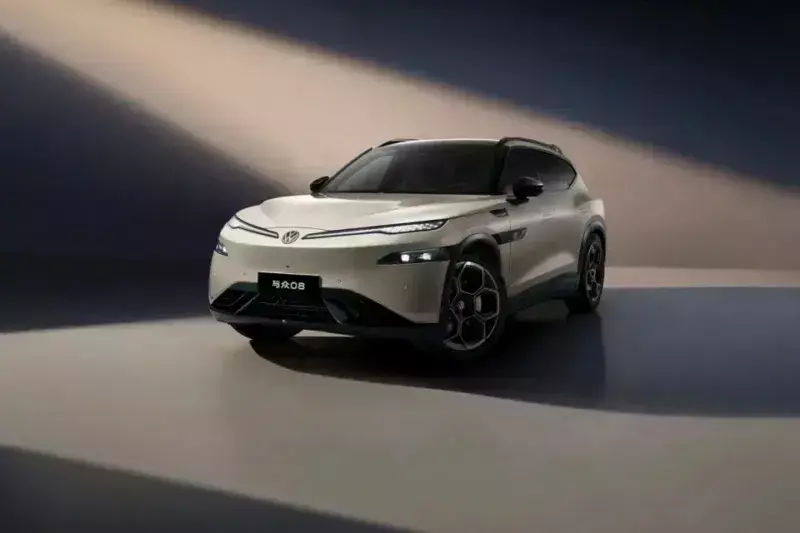 Volkswagen ID.Unyx 08