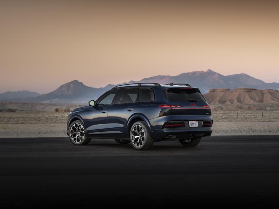 Audi Q9