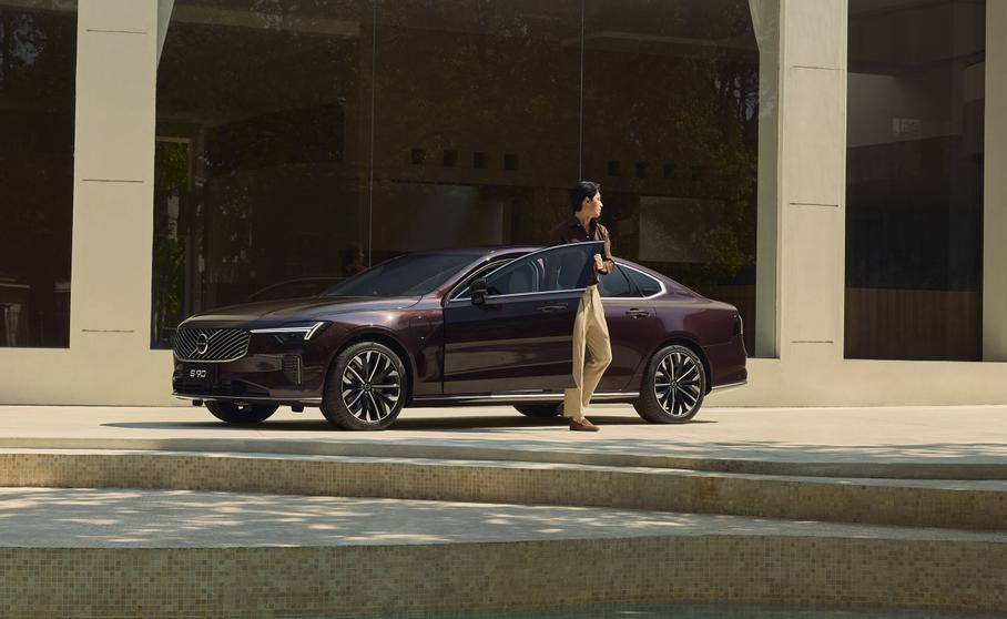 Volvo S90