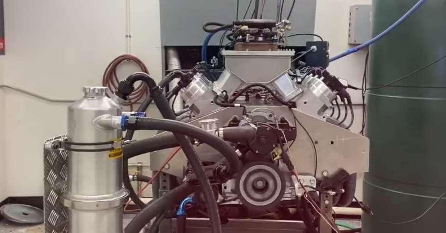 Мотор узет v8